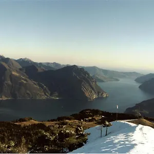 Mirella Mountain Lake Iseo Hospitality Bossico